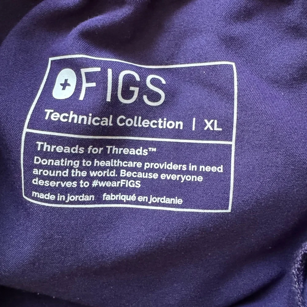 FIGS Scrubs Set Purple XL Top & XL Jogger Pants Technical Collection - Picture 7 of 8